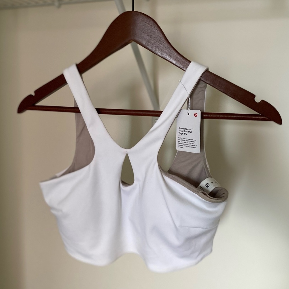White lululemon SmoothCover Front Cut-Out Yoga Bra
